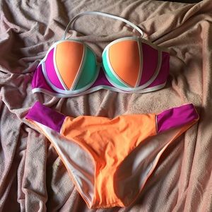 VS Pink bikini set